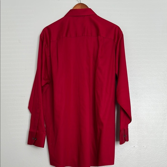 Geoffrey Beene Red Shirt | Perfect for Work or Date Night - Picture 4 of 7
